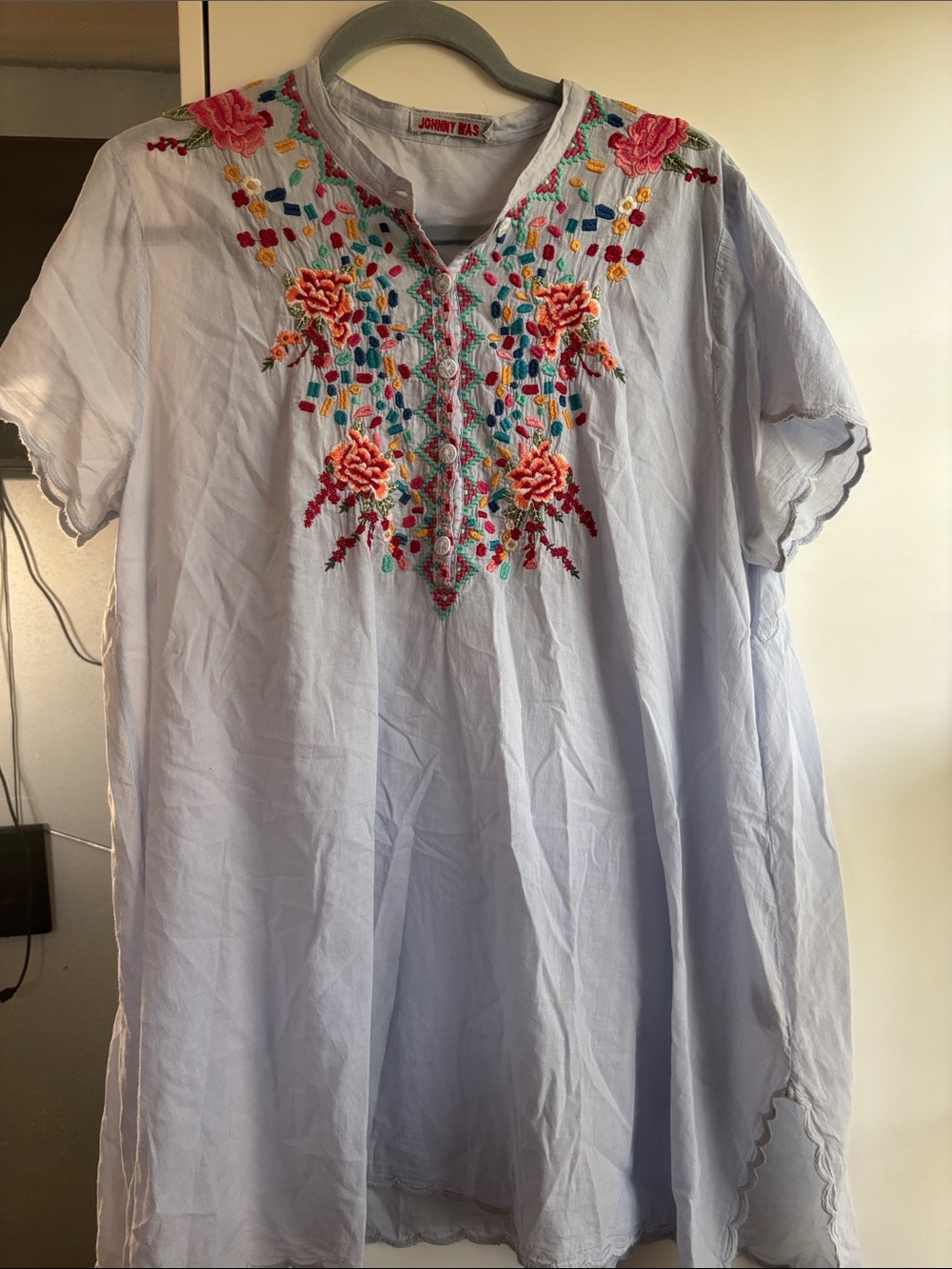 Johnny Was Pale Blue Embroidered Floral V-Neck Tunic 100%Cotton Size L